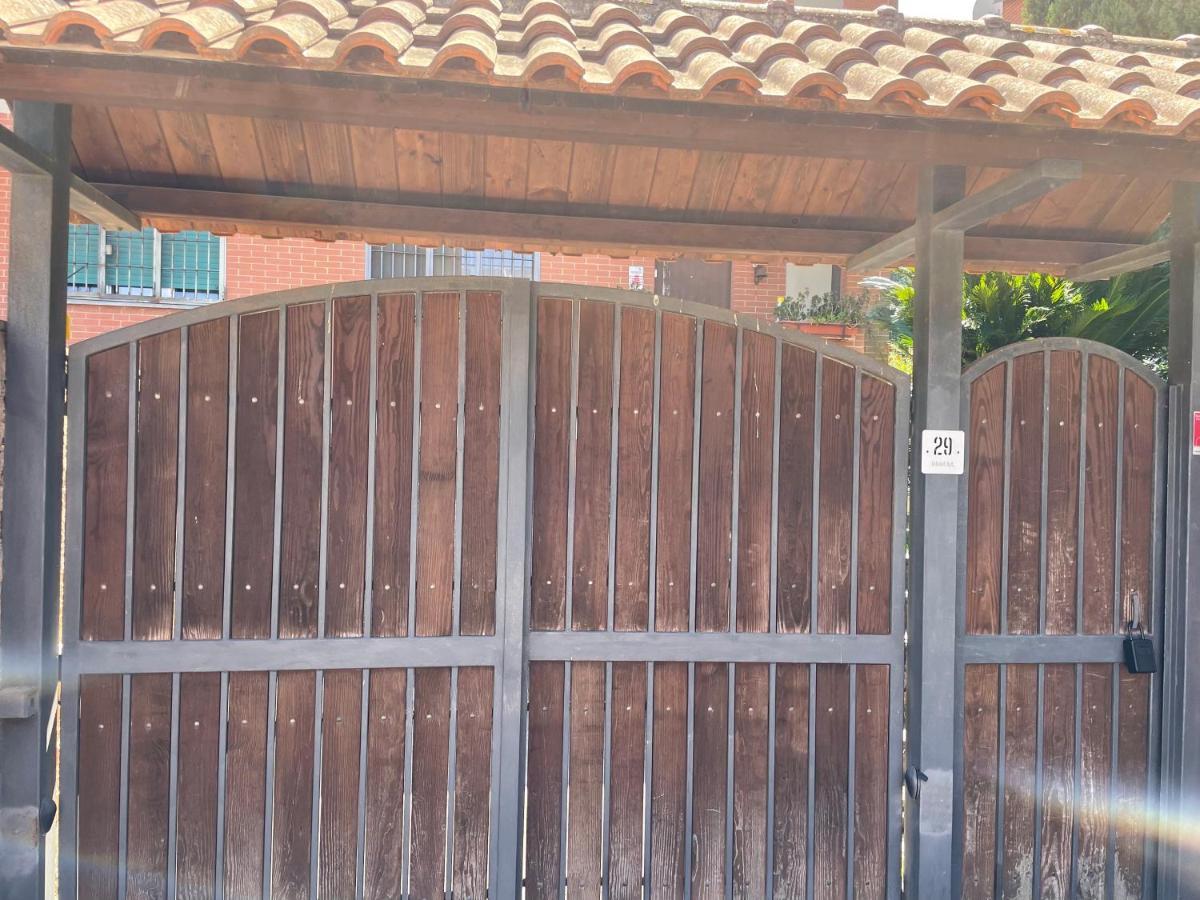 רומא In&Out Apartment - Mostacciano, Eur מראה חיצוני תמונה
